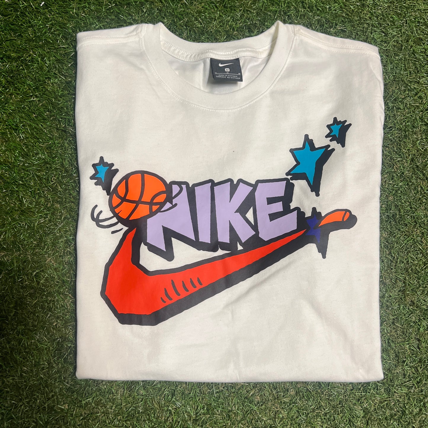 Nike DNA City Exploration White Size Medium USED V16409
