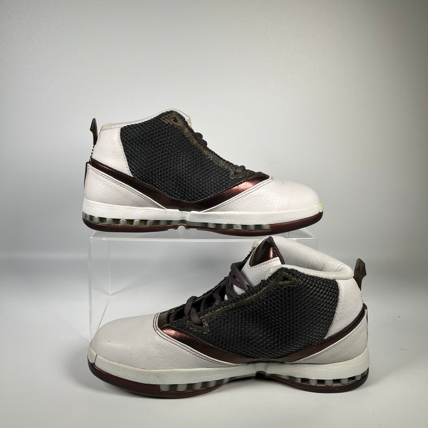 Jordan 16 Cherrywood (2001) Size 7.5 USED s1401