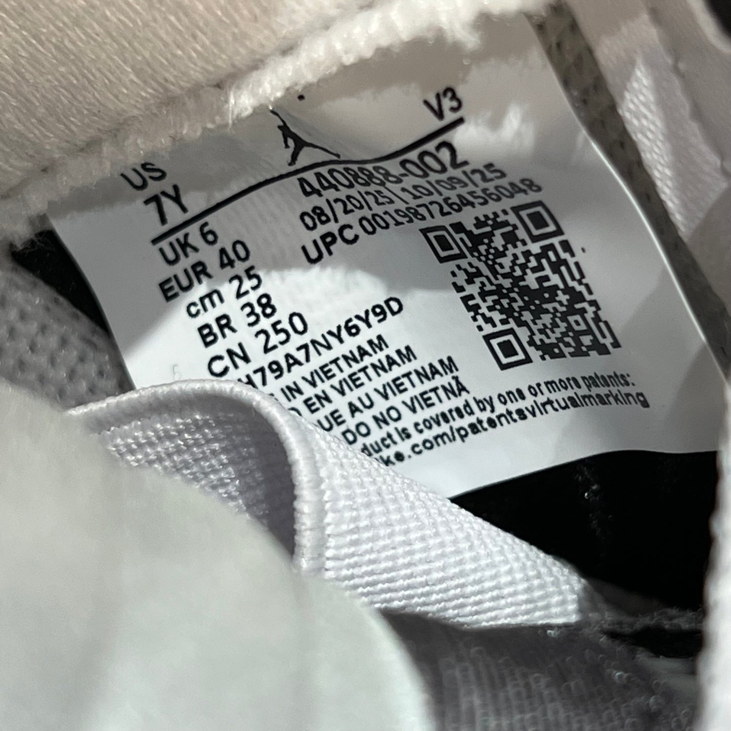 Jordan 5 Wolf Grey (2026) Size 7y NEW s21078