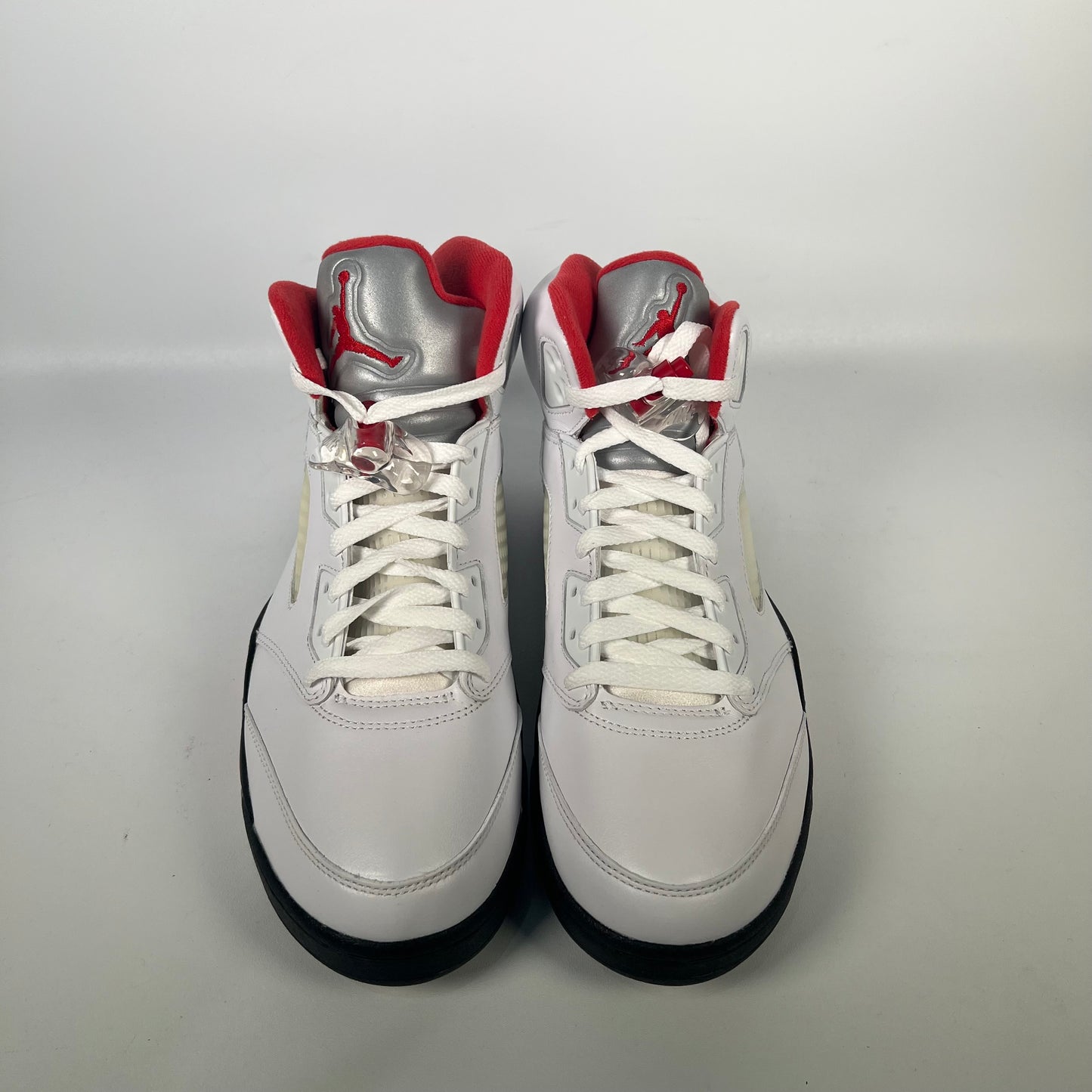 Jordan 5 Fire Red Silver Tongue (2020) Size 8.5 NEW S18630