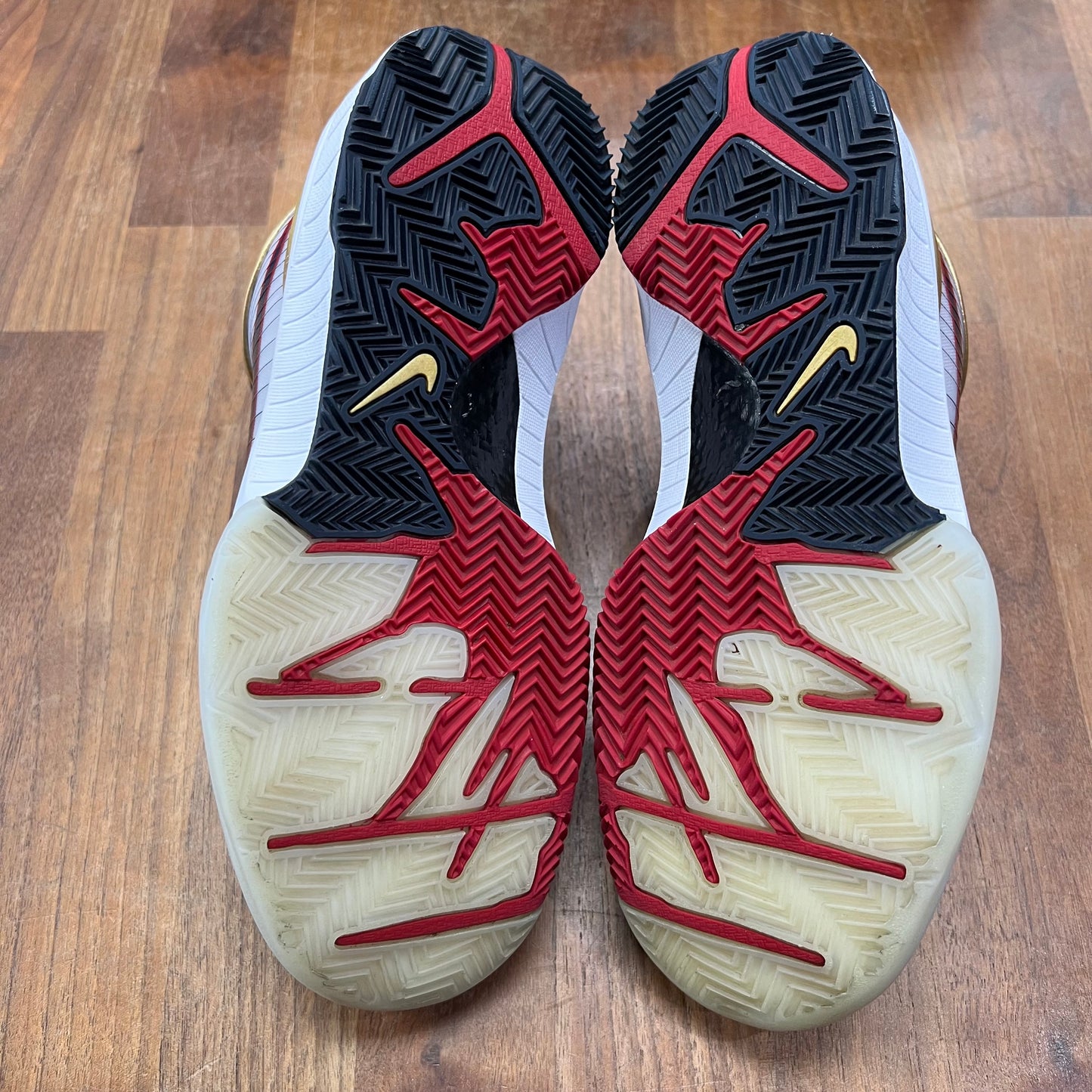 Nike Kobe 4 Gold Metal (2024) Size 5 USED s16712