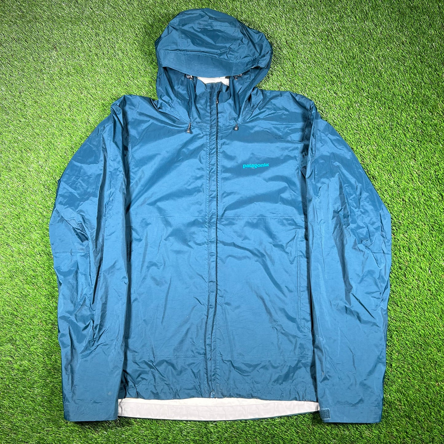 Patagonia Blue Nylon Rain Jacket Size XL USED v16887