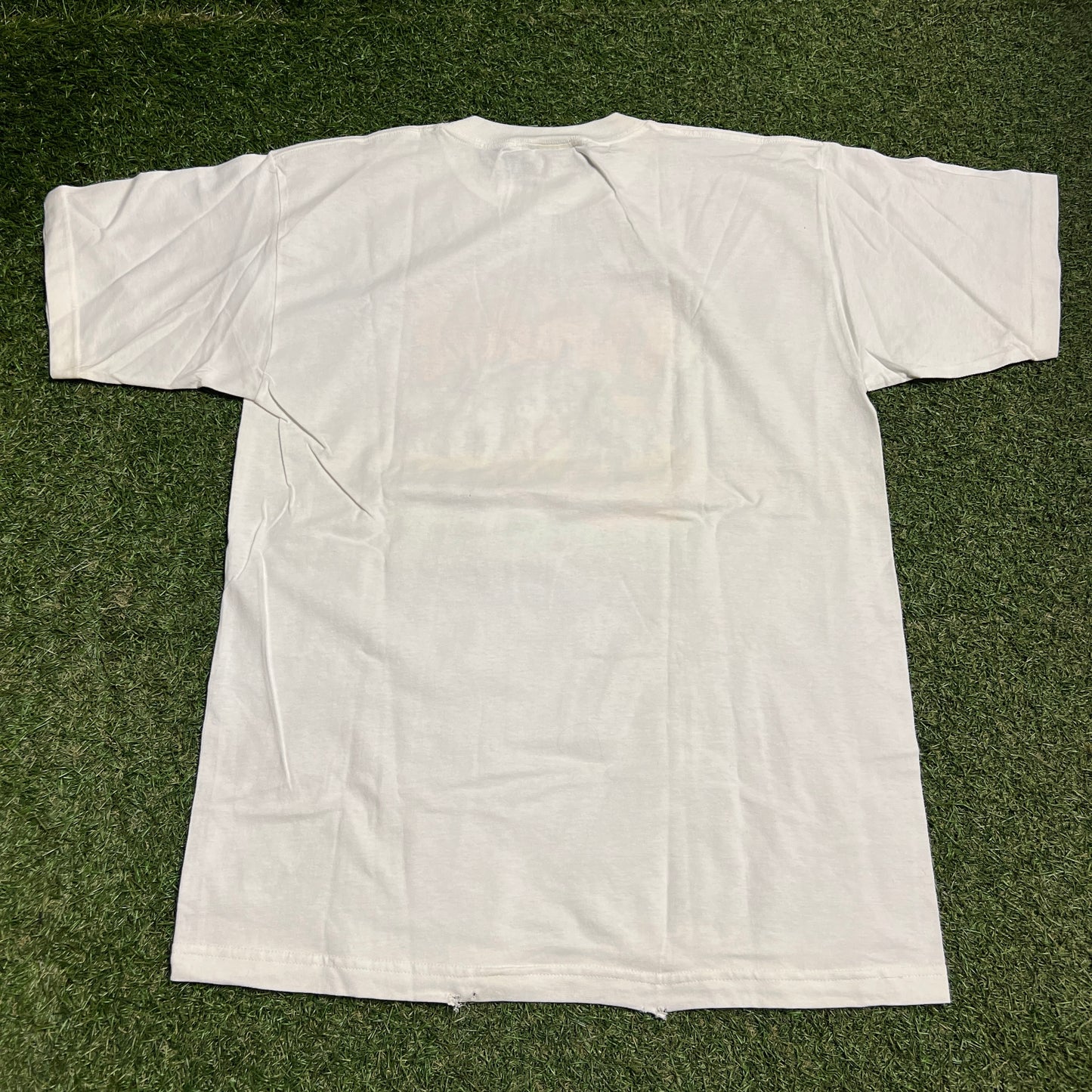 1998s Looney Tunes Plaque Busters White Tee Size Large USED v16386