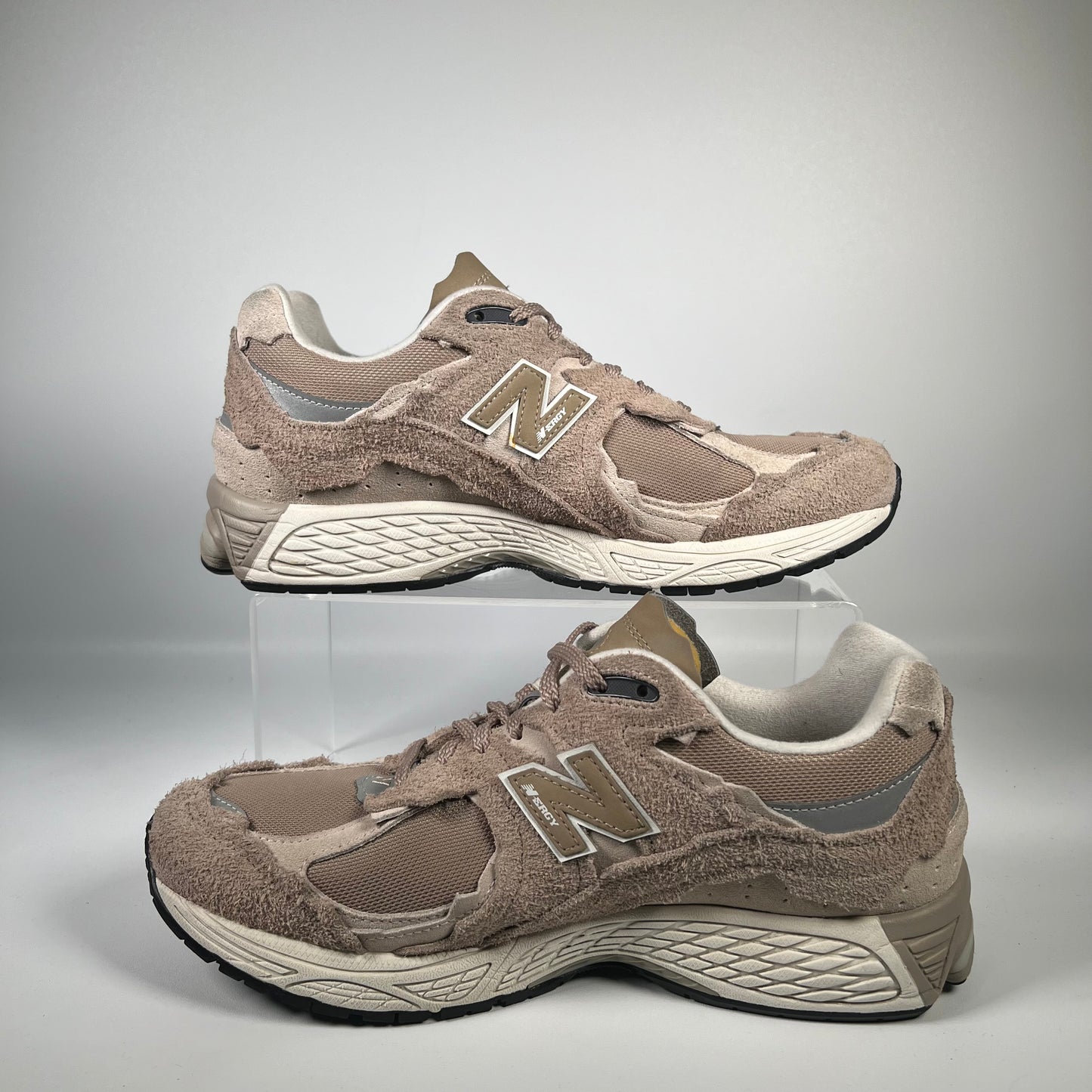 New Balance 2002R Driftwood (2023) Size 10.5 USED s18009