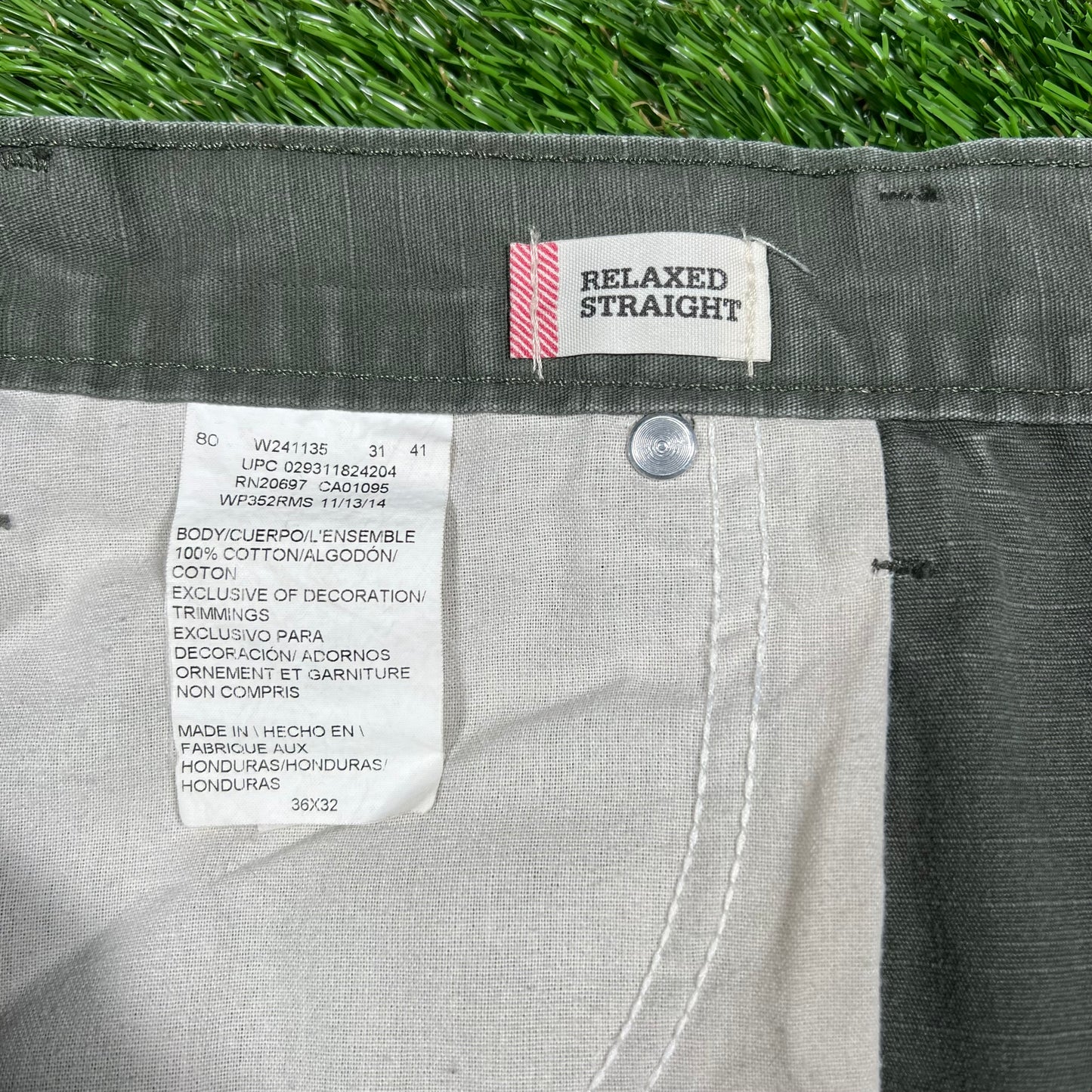 Dickies Relaxed Straight Work Wear Olive Pants Size 36x32 USED v16842