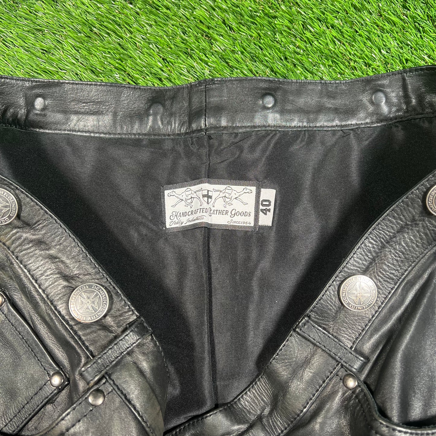 Vale Forever Leather Croxxx Pants Size 40 USED x15633