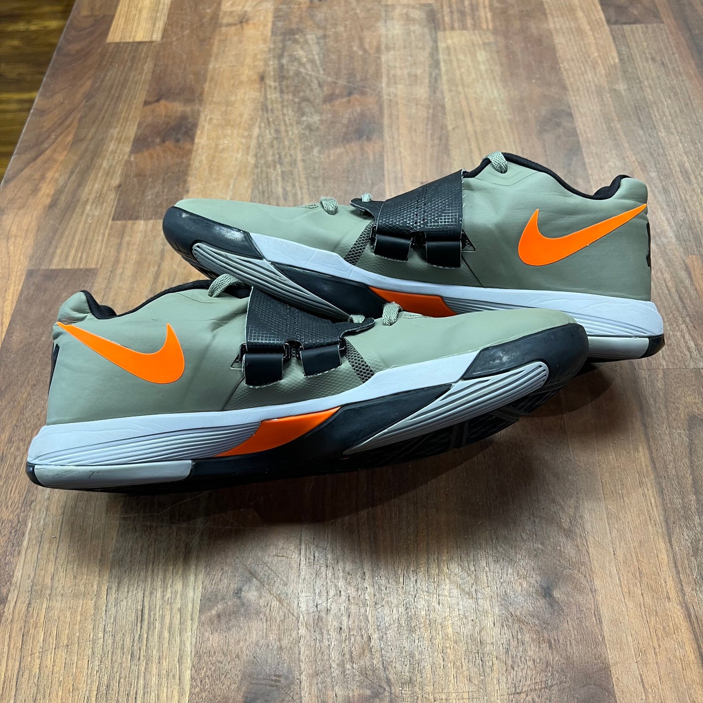 Nike KD 4 Undefeated 2012 Size 11 USED s17004
