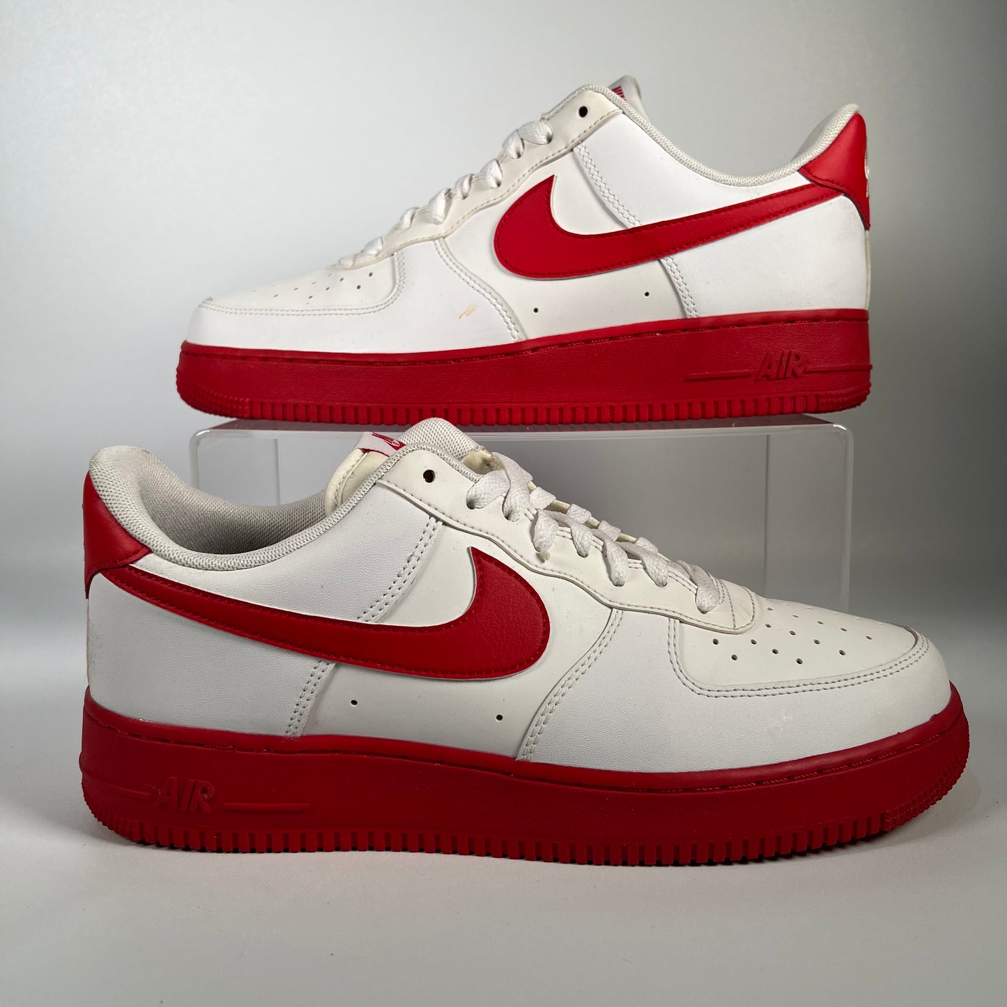 Nike Air Force One 1 White Red Midsole Size 10.5 USED s17429