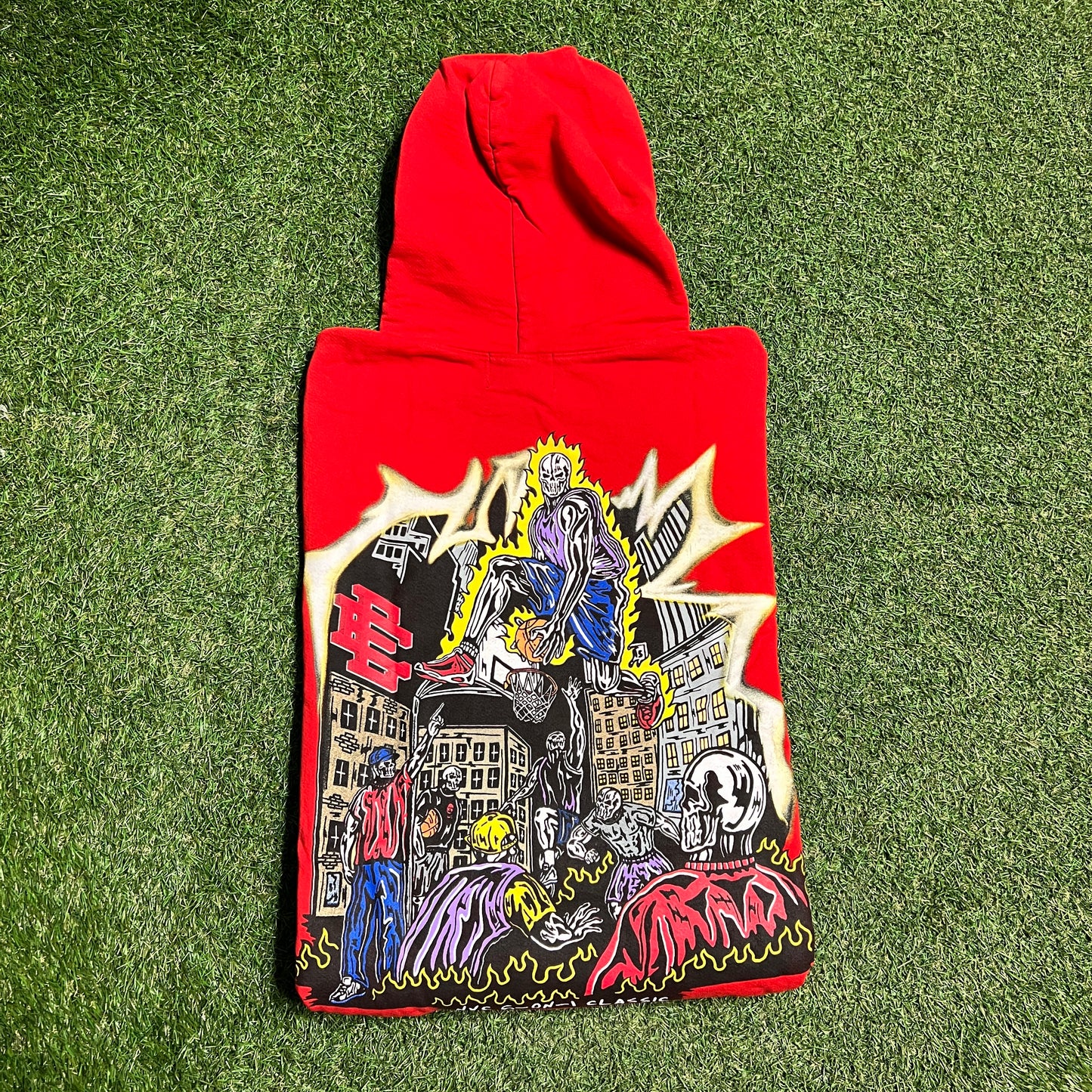 Eric Emanuel "NYC 6 on 1 Classic" Red Hoodie Size XL USED x13426