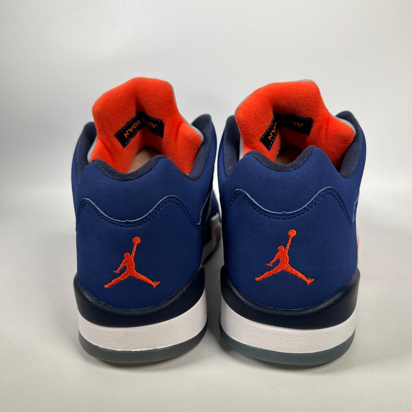 Jordan 5 Low Knicks (2016) Size 10.5 USED s18903