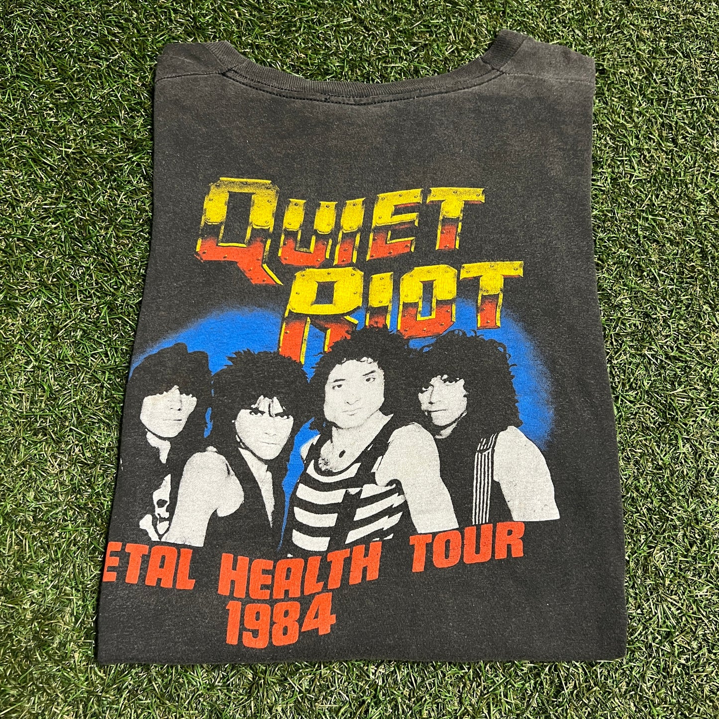 1984 Quiet Riot Metal Health Tour Black Tee Size Small USED v16397
