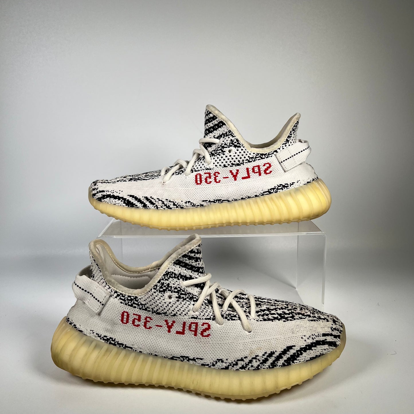 Yeezy 350 Zebra (2017) USED Size 8.5 S17735