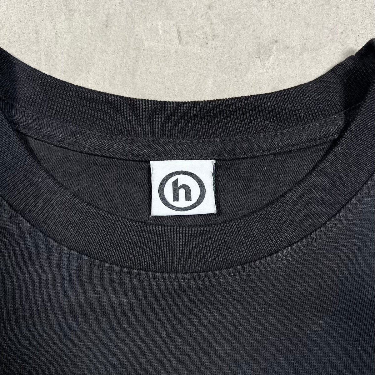 Hidden NY Comic Book Tee Black SIze Large USED x18840