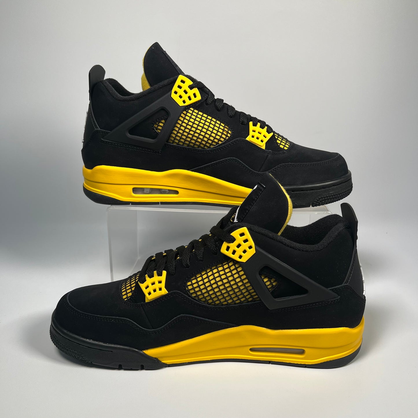 Jordan 4 Thunder (2023) Size 12 NEW S17578