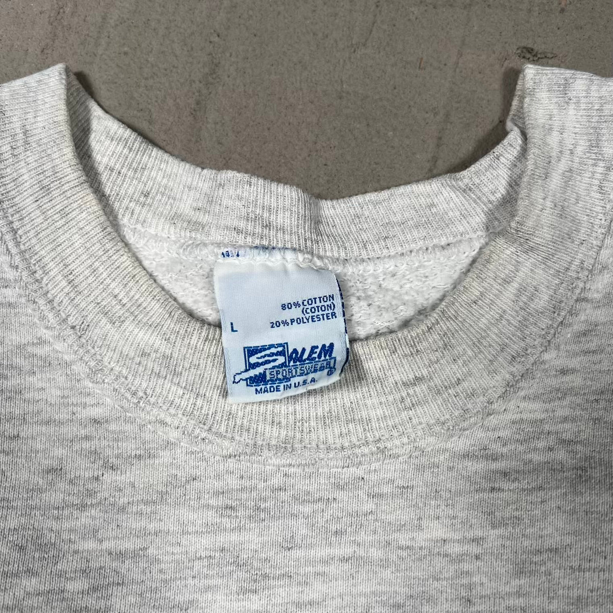 1990s Charlotte Hornets NBA Wrap Around AOP Grey Crewneck Size Large USED v20134