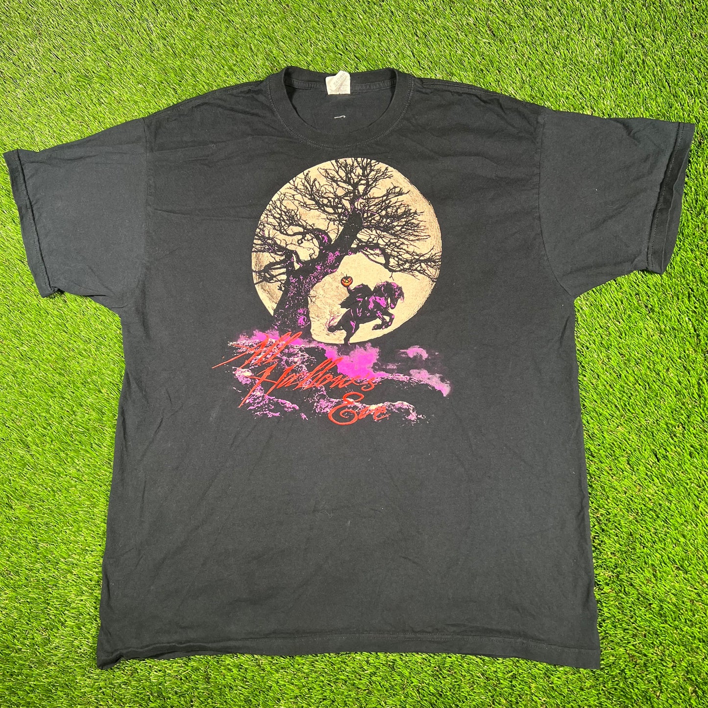"All Hallow's Eve" Headless Horseman Black Tee Size XL USED v17014
