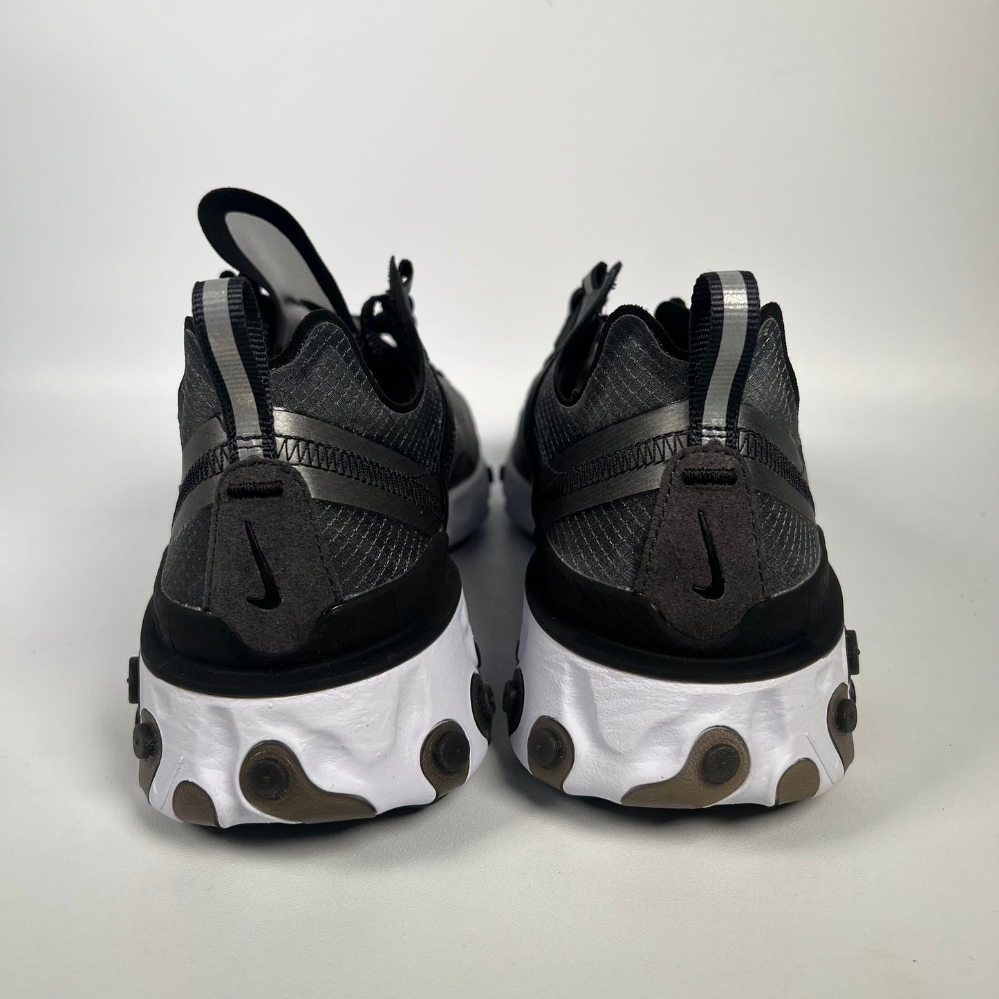 Nike React Element 87 Anthracite Black Size 9.5 NEW s17966