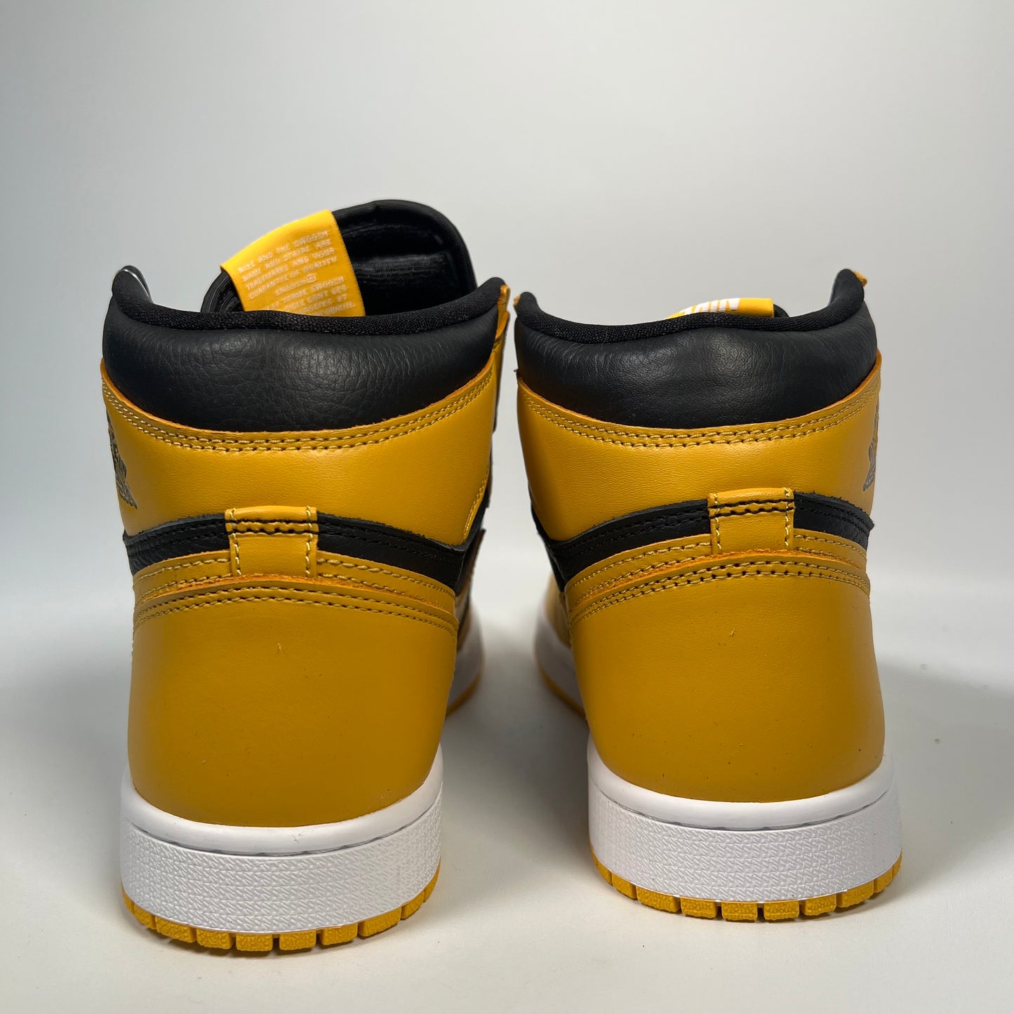 Jordan 1 Pollen (2021) Size 8 NEW s17597