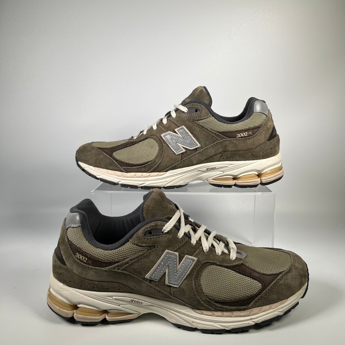 New Balance 2002R Olive Brown (2022) Size 11 USED s18840
