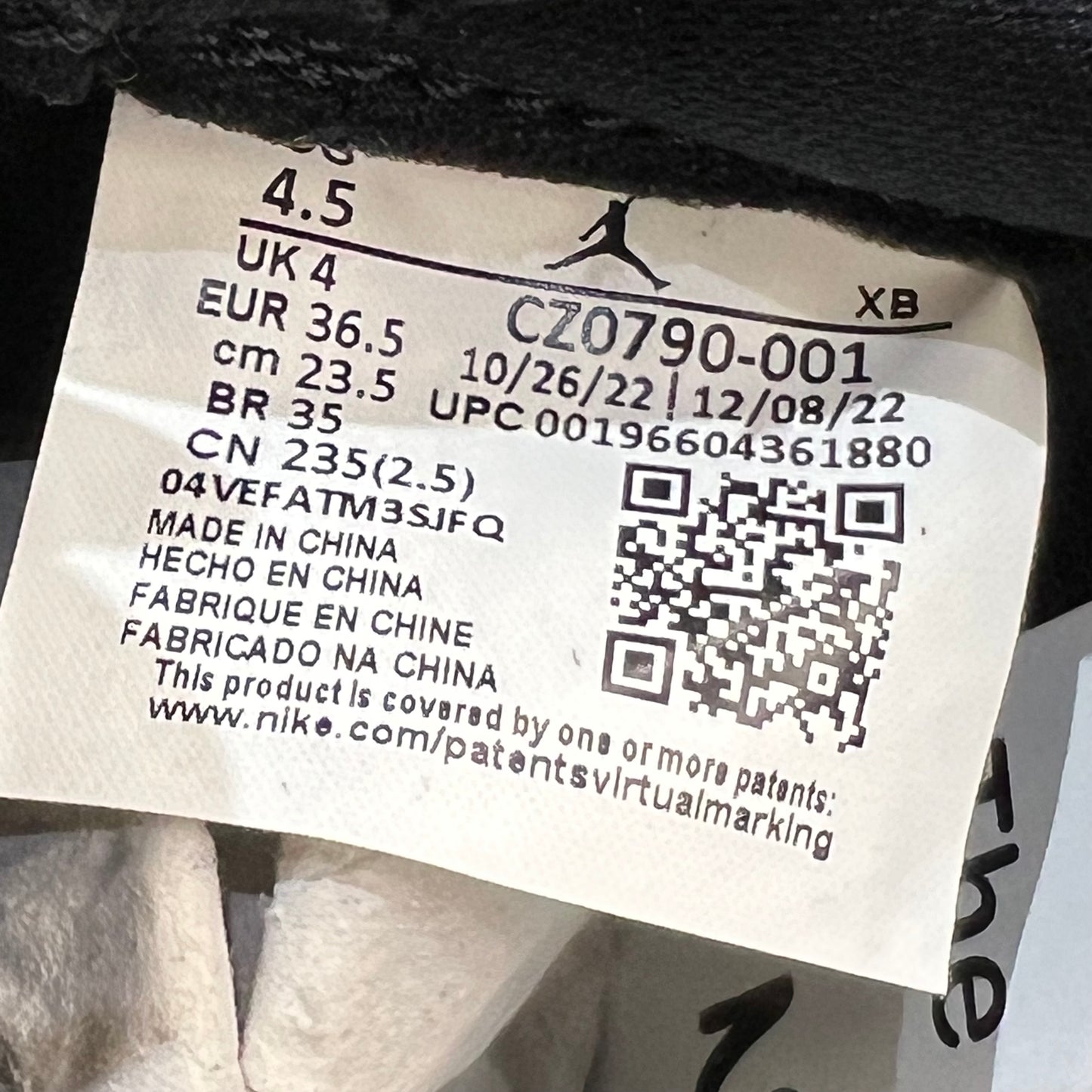 Jordan 1 Low Black Cement Size 4.5Y NEW s16017