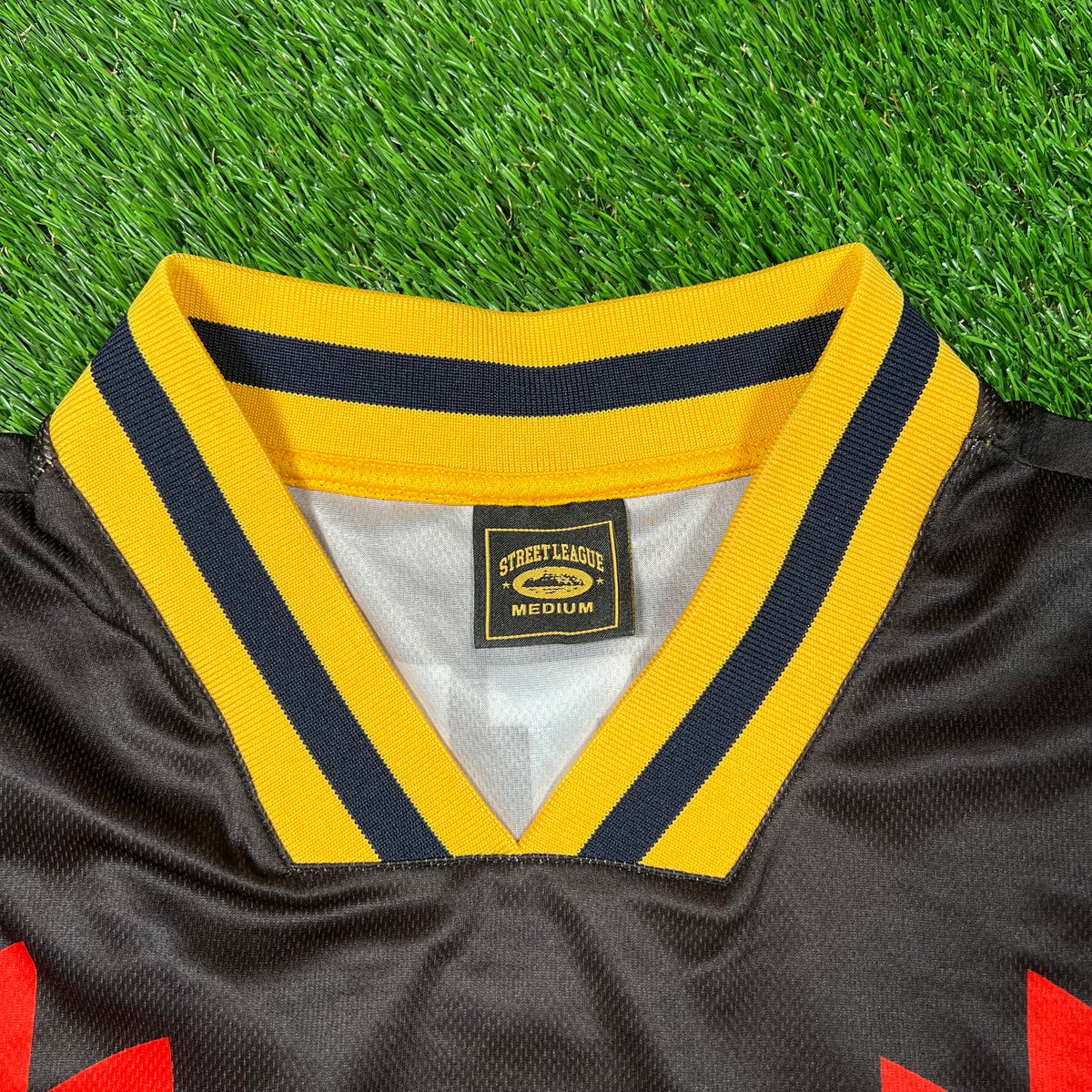 Corteiz Club RTW Yellow Street League Club America Soccer Jersey Size Medium USED x16820