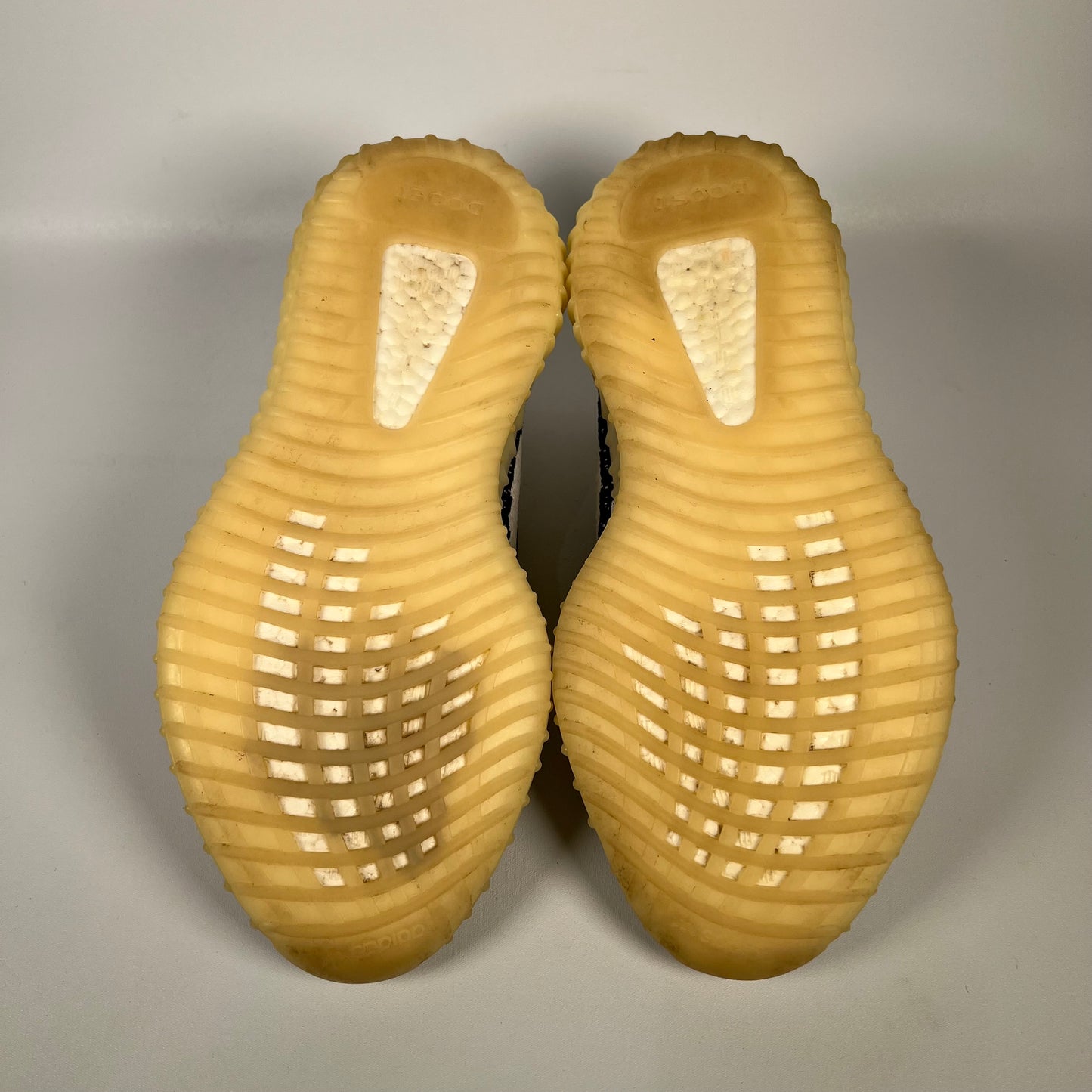 Yeezy 350 Zebra (2017) USED Size 8.5 S17735