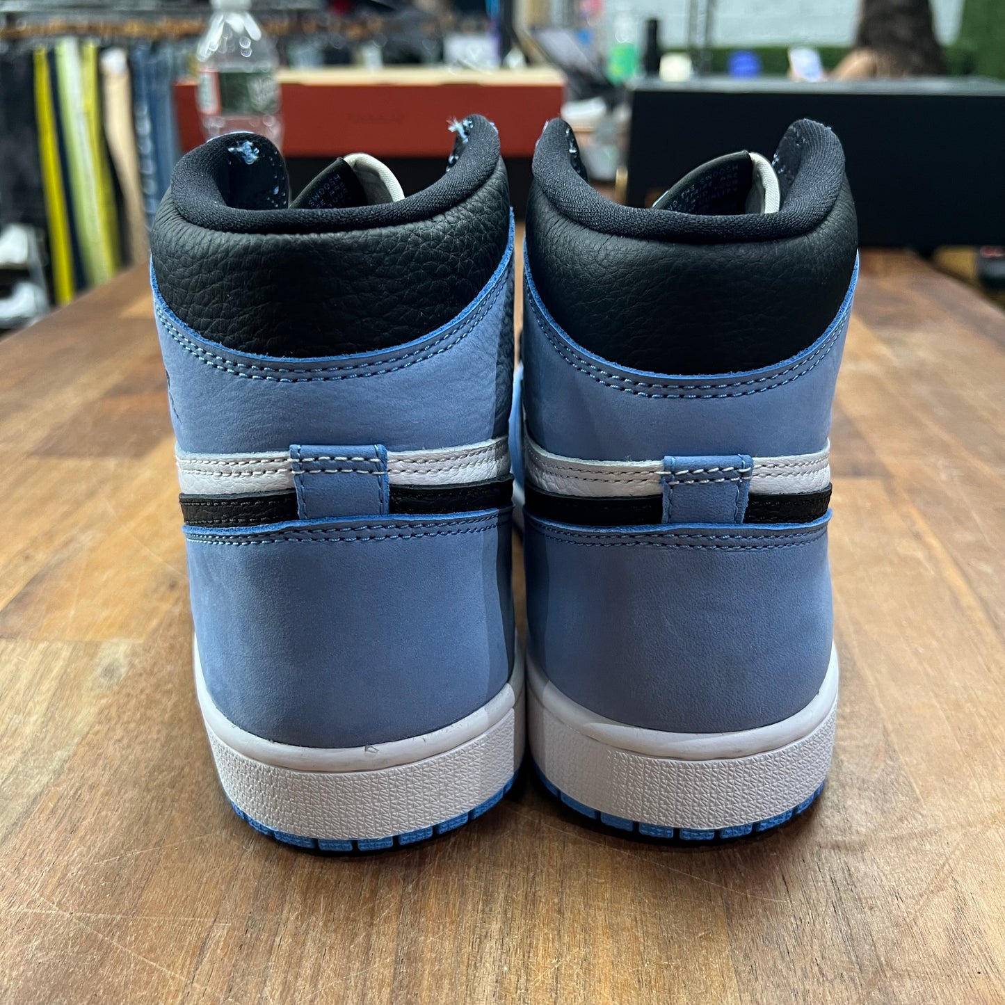 Jordan 1 University Blue Size 8.5 NEW s16365
