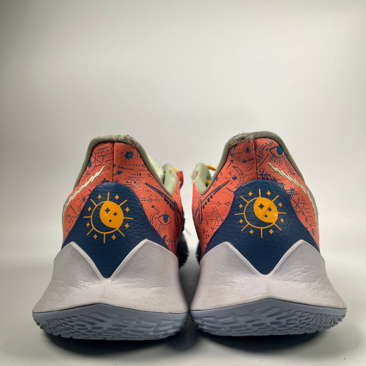 Nike Kyrie Low 3 Atomic Pink Stone Blue Size 9 USED s18217