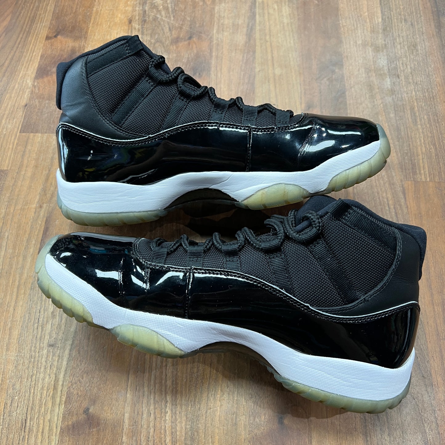 Jordan 11 Space Jam 2016 Size 11 USED s17318