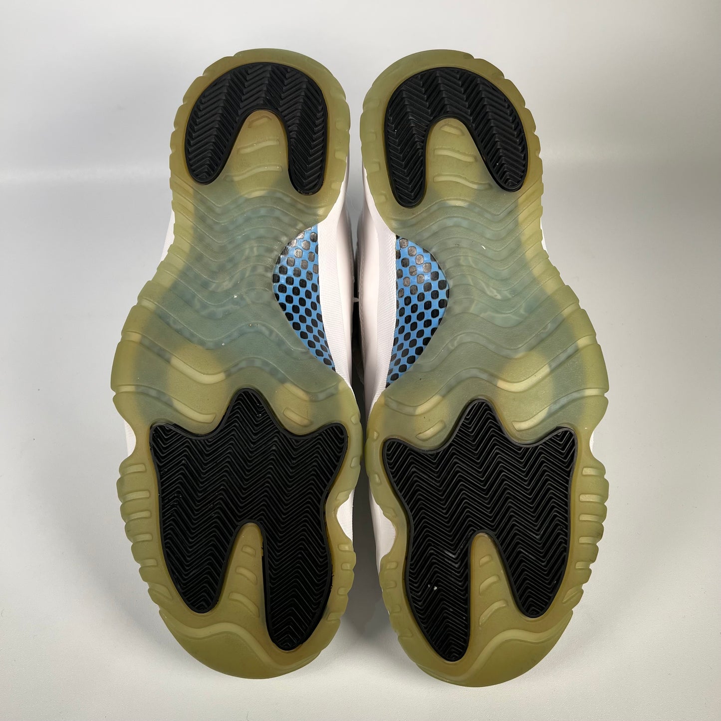Jordan 11 Legend Blue (2014) Size 13 USED s17949
