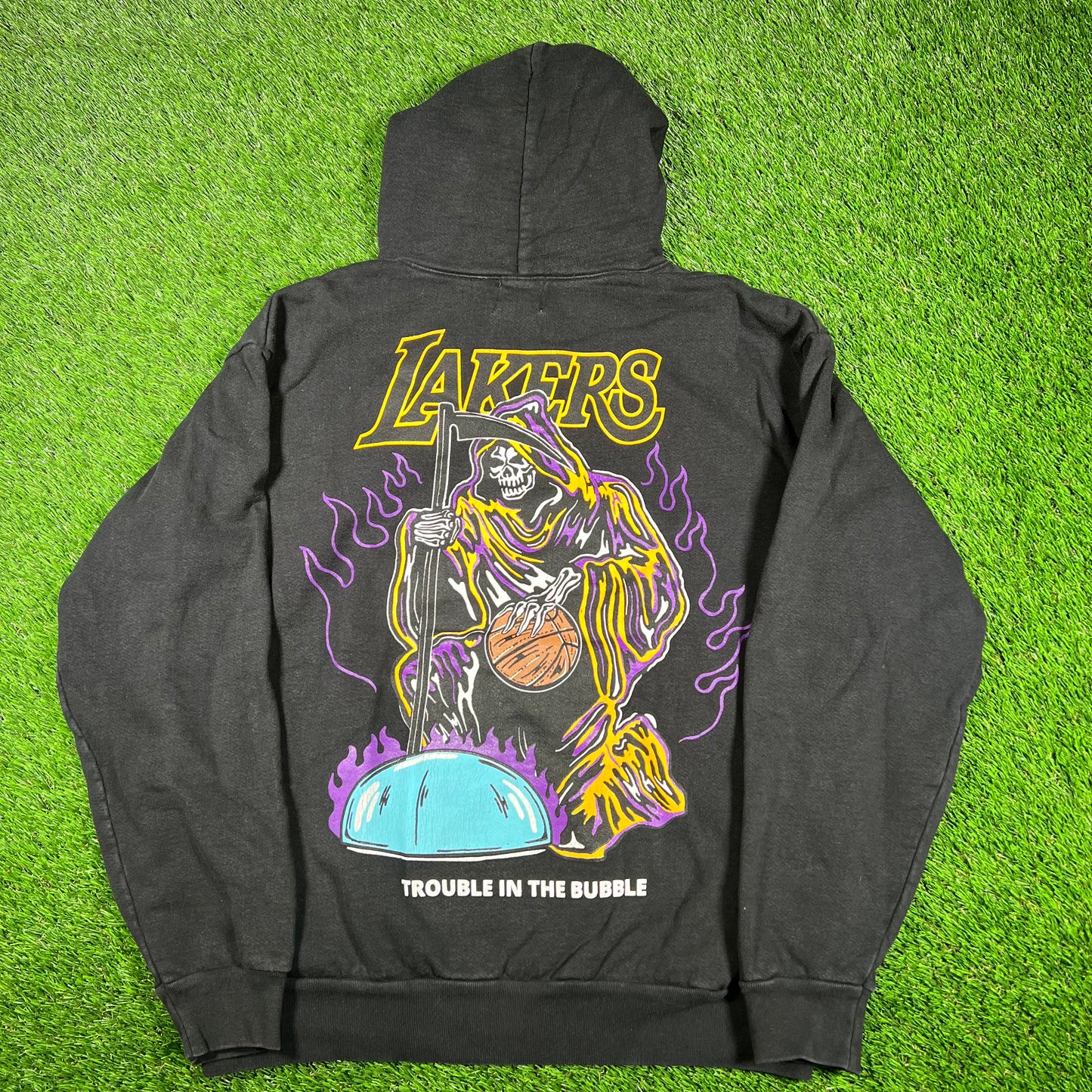 Warren Lotas Lakers Trouble in The Bubble Black Hoodie Size Large USED x14753