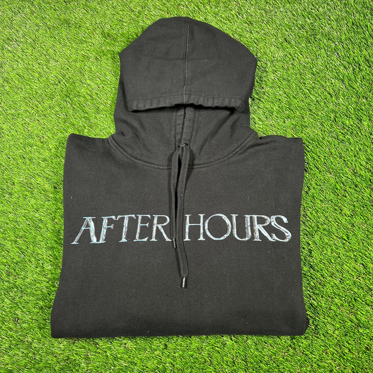 The Weekend Black After Hours XO Logo Hoodie Size Medium USED v16917