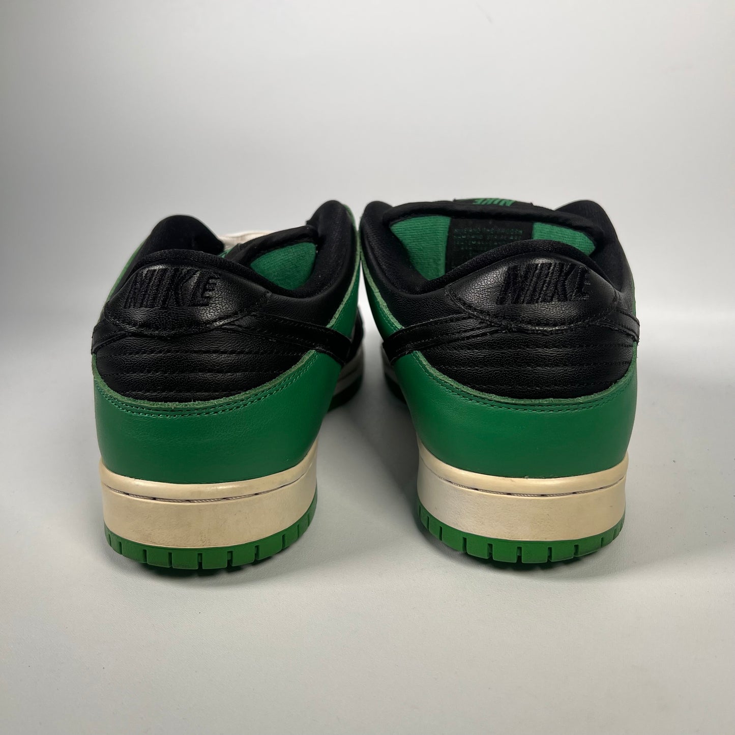 Nike Dunk Low Classic Green (2021) Size 11 USED s18132