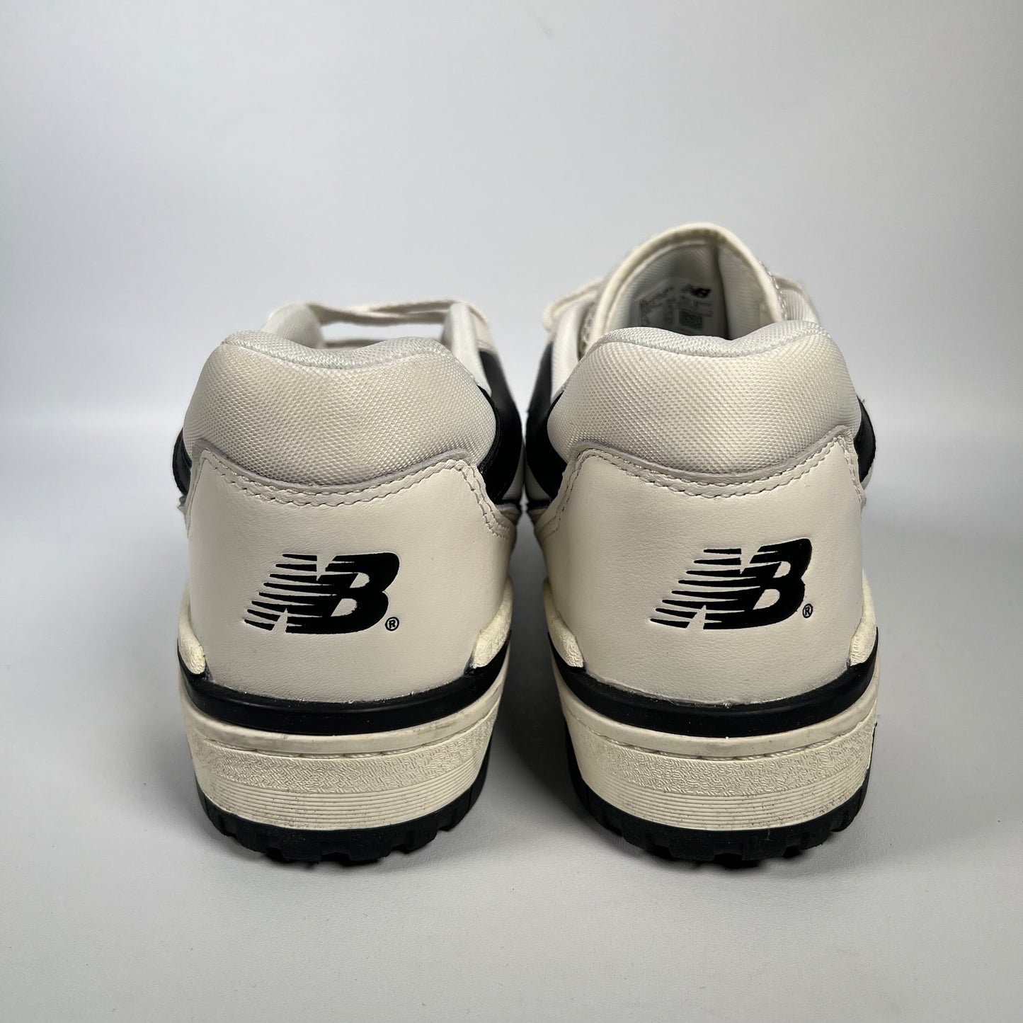 New Balance 550 Cream Black (2022) Size 10 USED s17894
