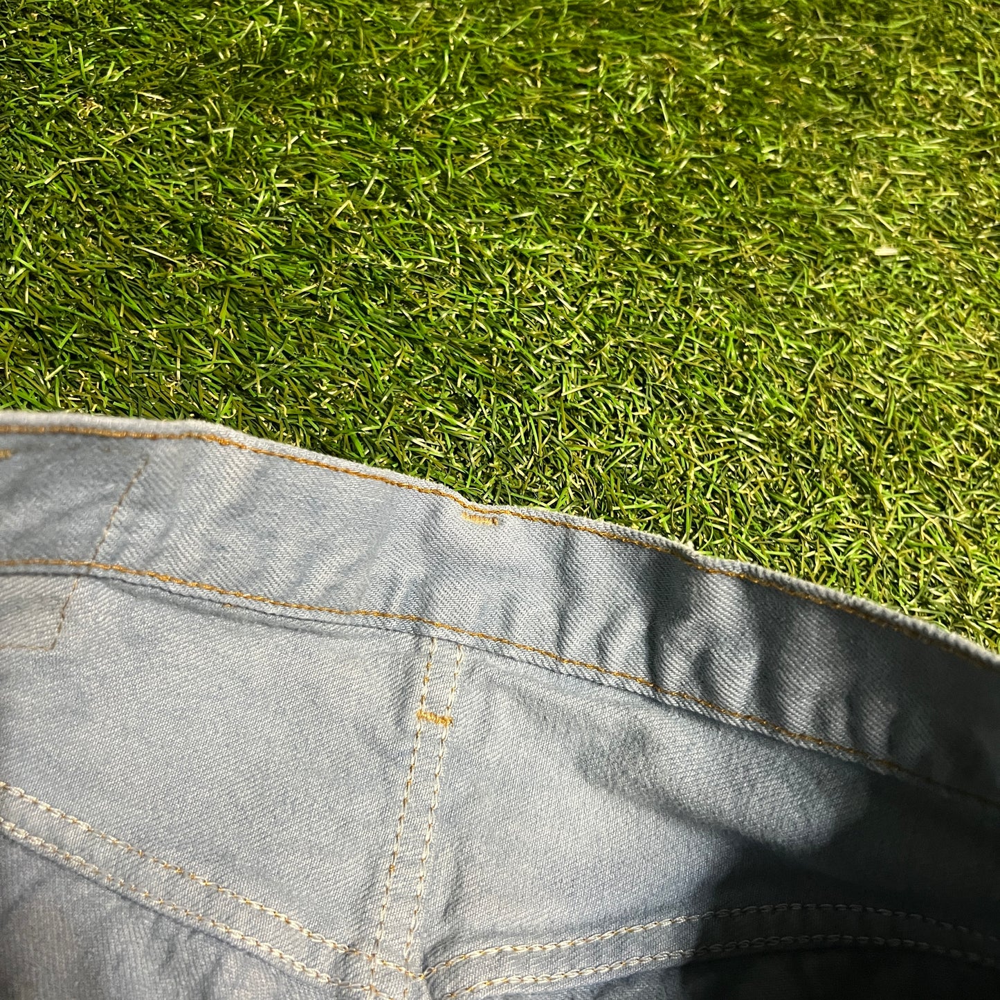Levis 501 Washed Blue 33 USED V15845