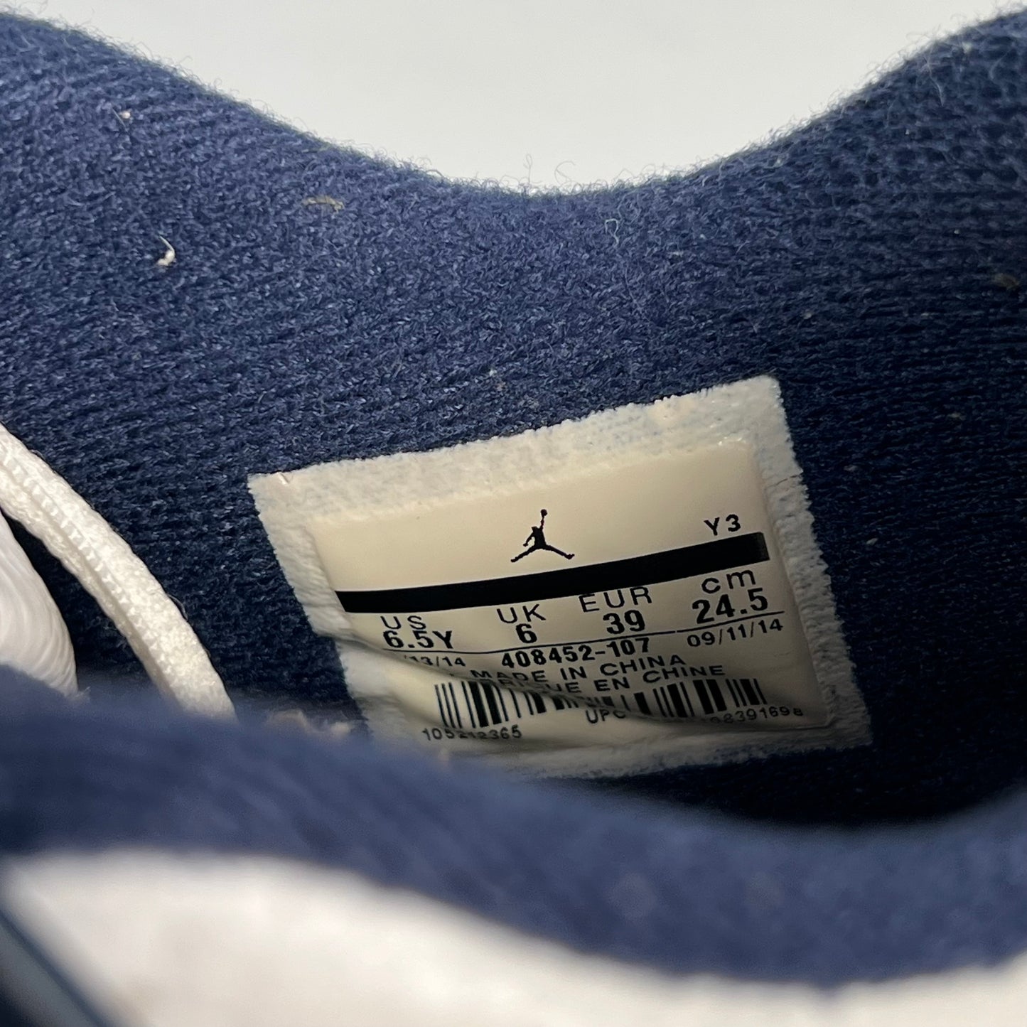 Jordan 4 Columbia (2015) Size 6.5y USED s17634