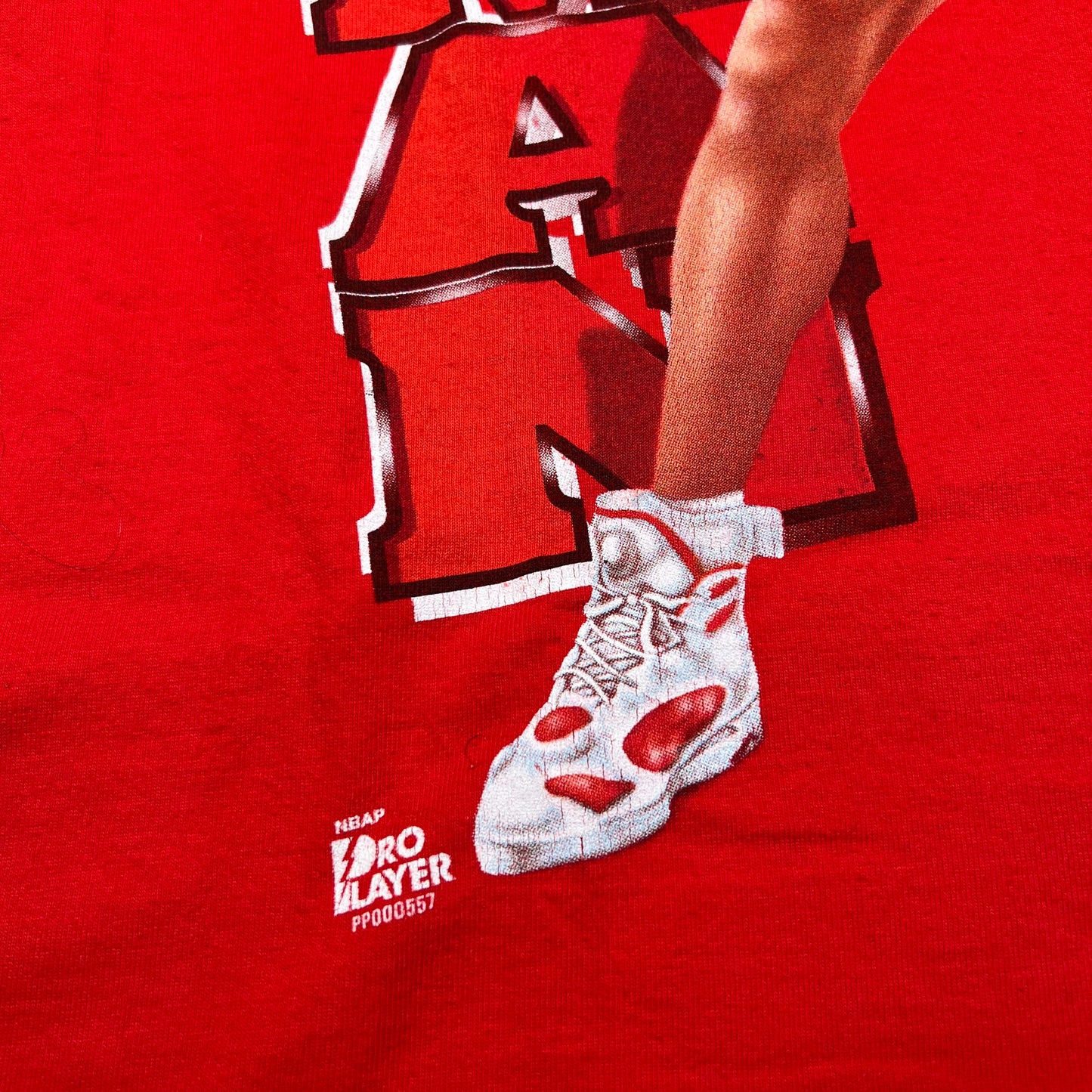 1990s Dennis Rodman Chicago Bulls Pro Player Tag Red Tee Size Large USED v17800