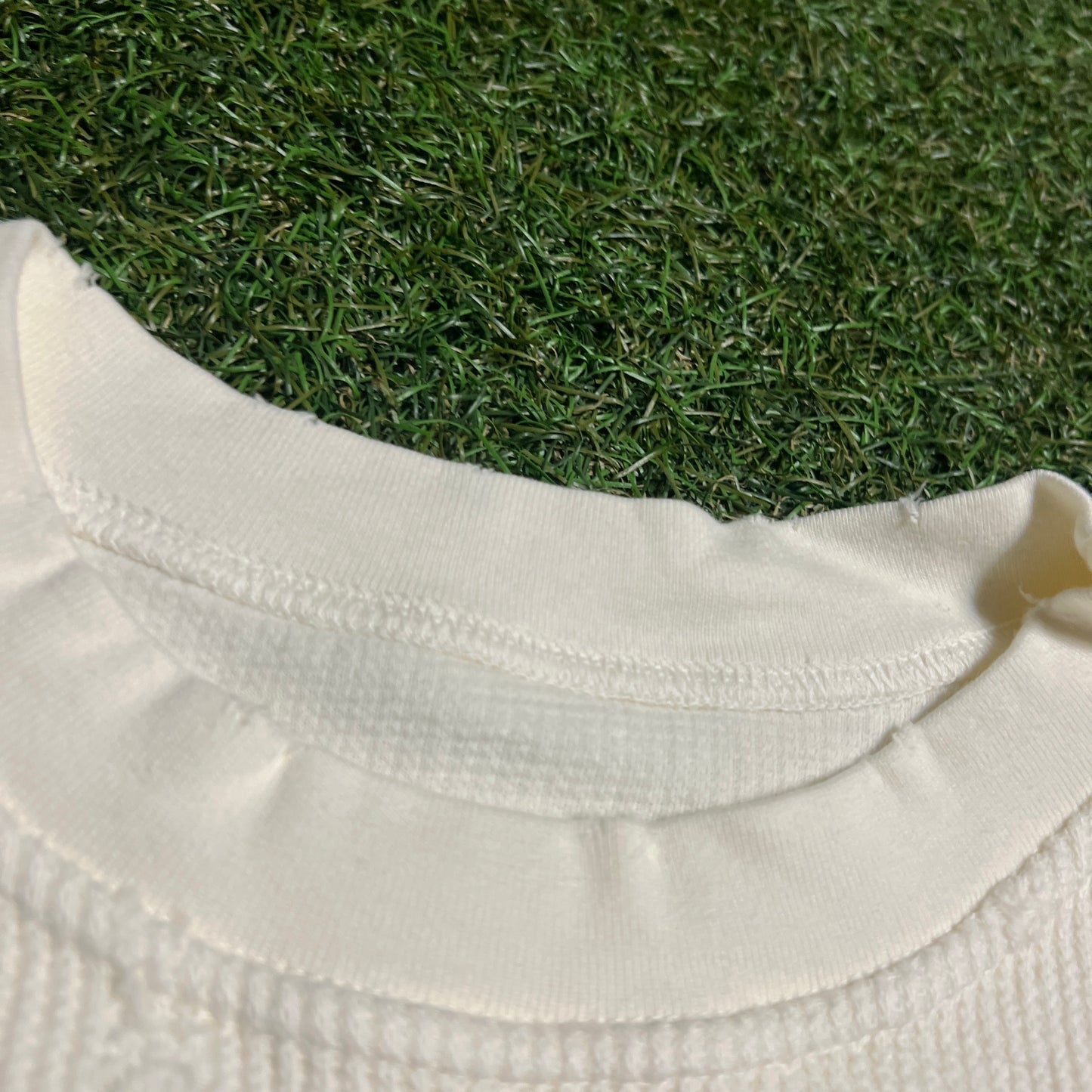 GV Gallery "Pelican" White Thermal Longsleeve Size Large NEW x12762