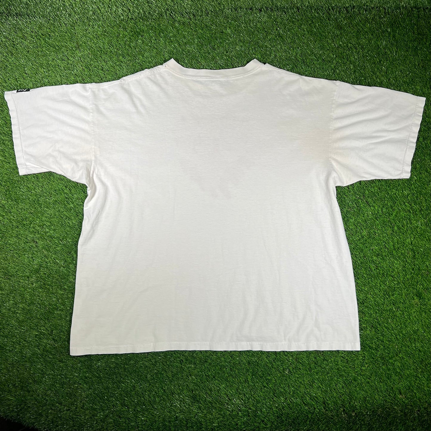 1990s Chicago Bulls Breaking Ball Starter Tag White Tee Size XXL USED v16725