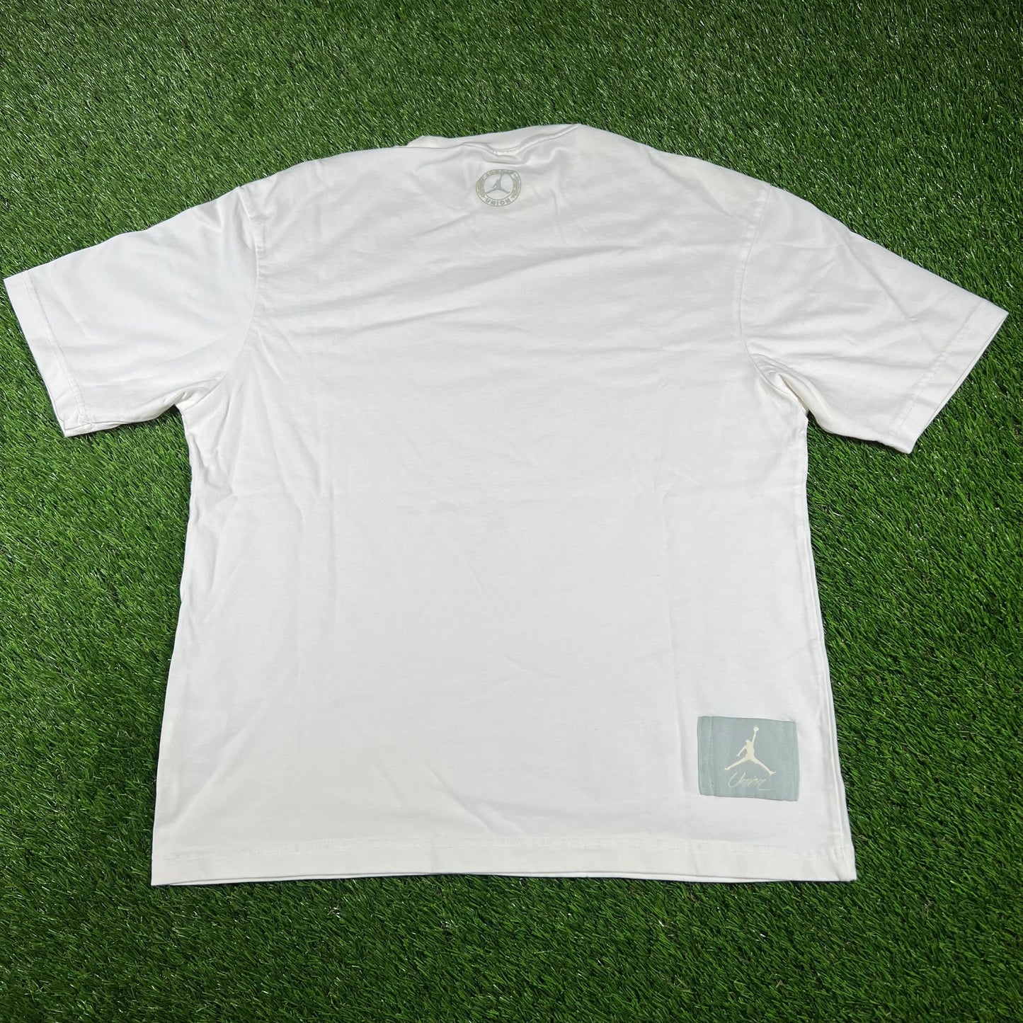 Jordan Union LA Air Jordan White Tee Size Medium USED x14666