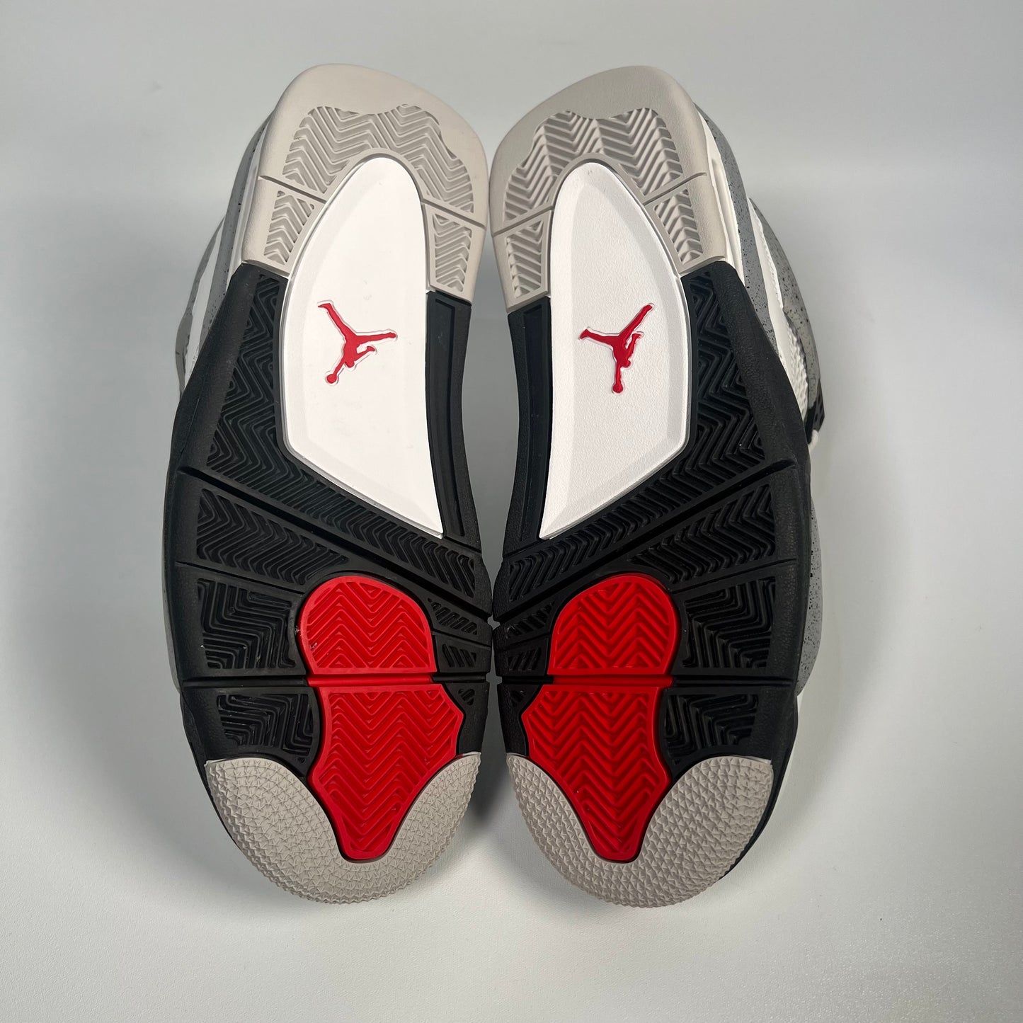 Jordan 4 White Cement (2025) Size 7y NEW s17592