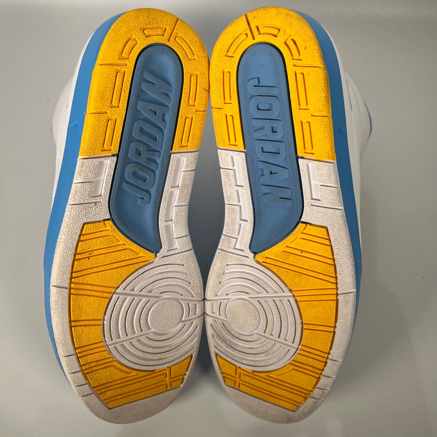 Jordan 2 Melo 2018 Size 9 USED s17273