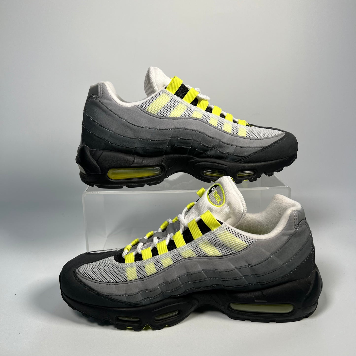 Nike Air Max 95 OG Neon (2020) Size 9 USED s17689