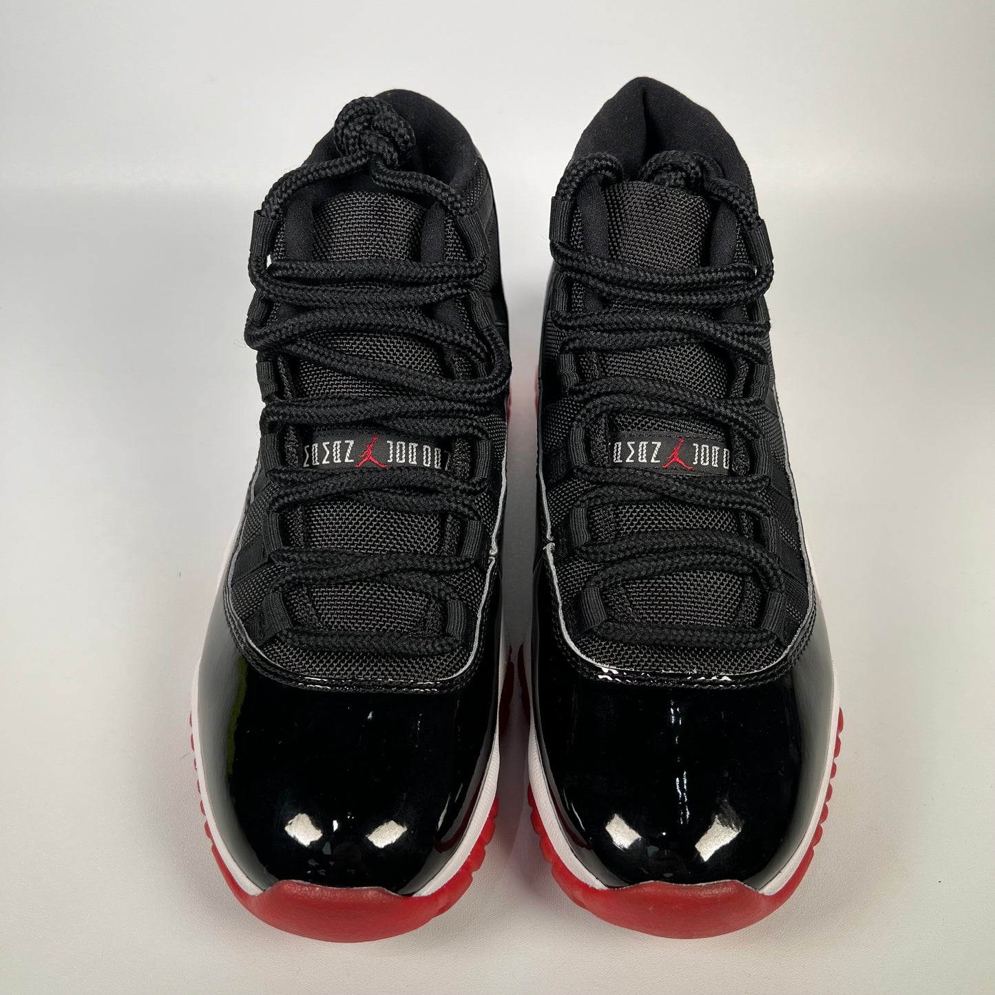 Jordan 11 Playoffs Bred (2019) Size 7.5 NEW s18180