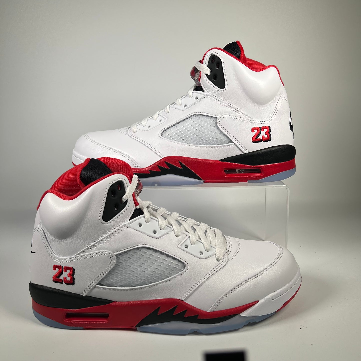 Jordan 5 Fire Red Black Tongue (2025) Size 11.5 NEW s18229