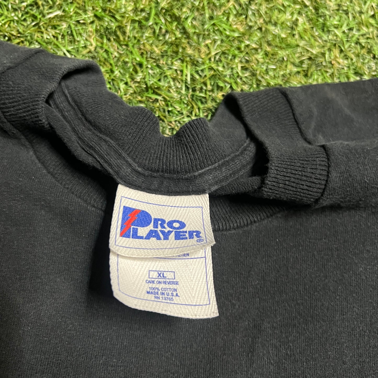 1990s Flyers Hockey Embroidered Logo Black Tee Size XL USED v16211