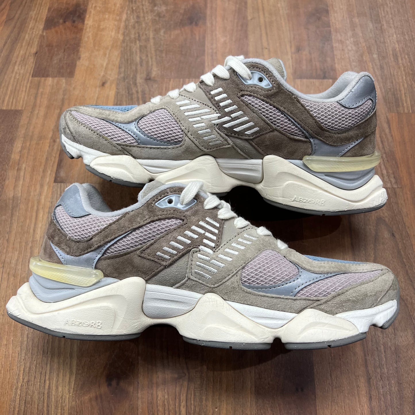 New Balance 9060 Mushroom Aluminum Size 9.5 USED s17187