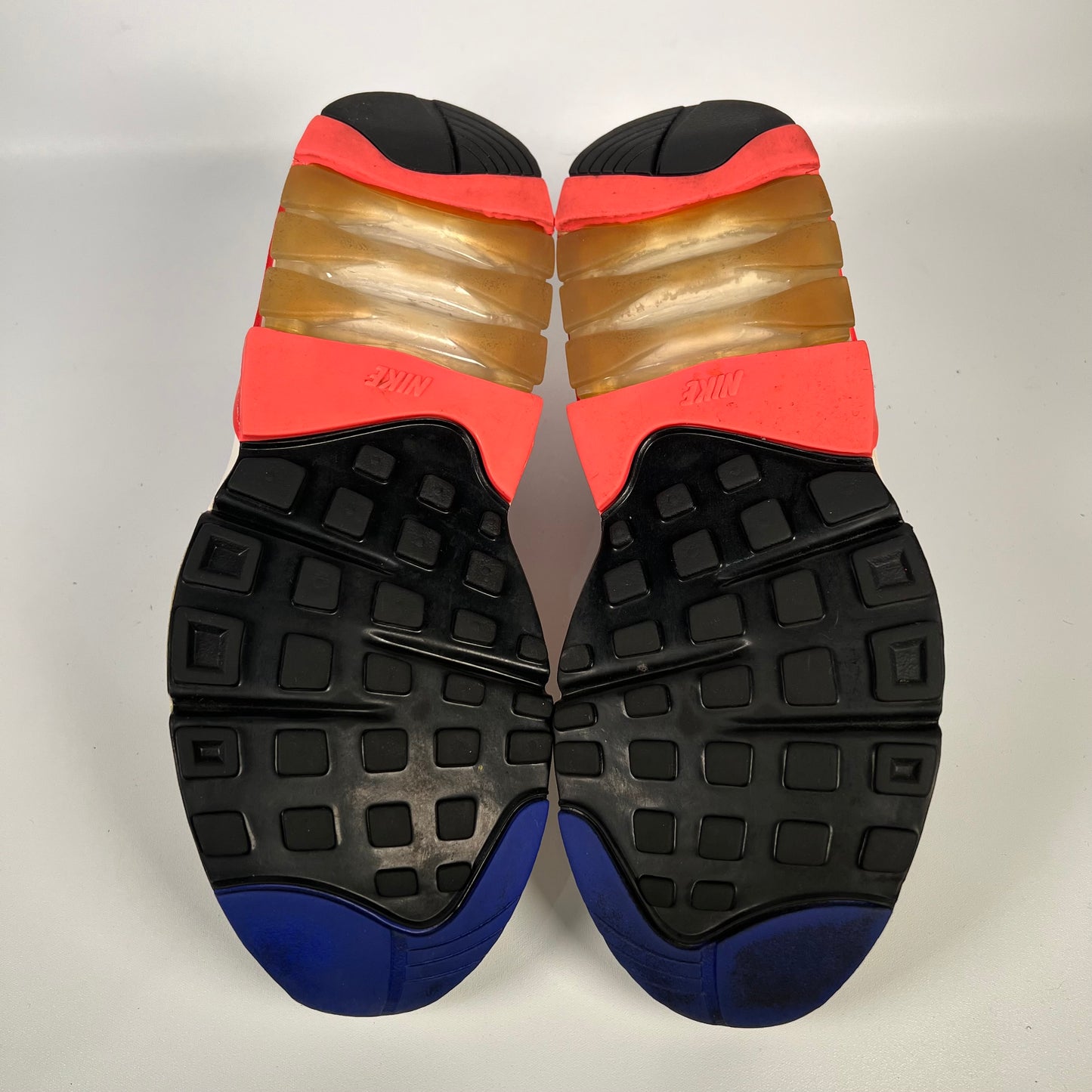 Nike Air Max 180 Ultramarine (2018) Size 9.5 USED s17787