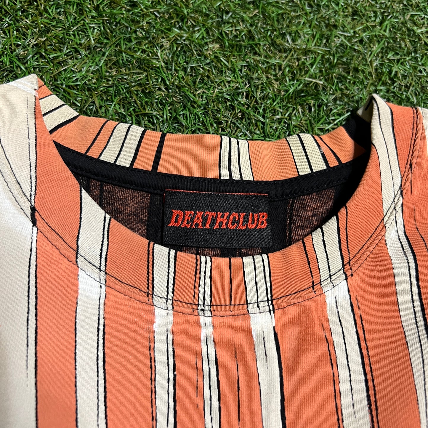 Deathclub Magneto Skull AOP Mutli Colored Tee Size Large USED v16028