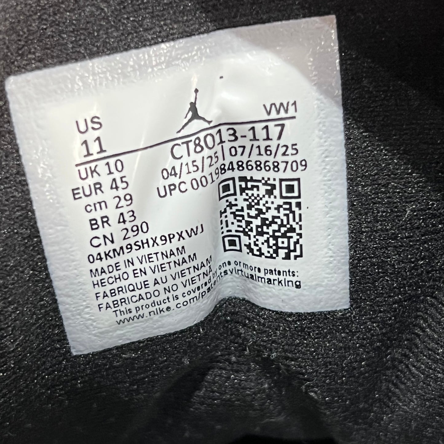 Jordan 12 Taxi (2025) Size 11 USED s22490